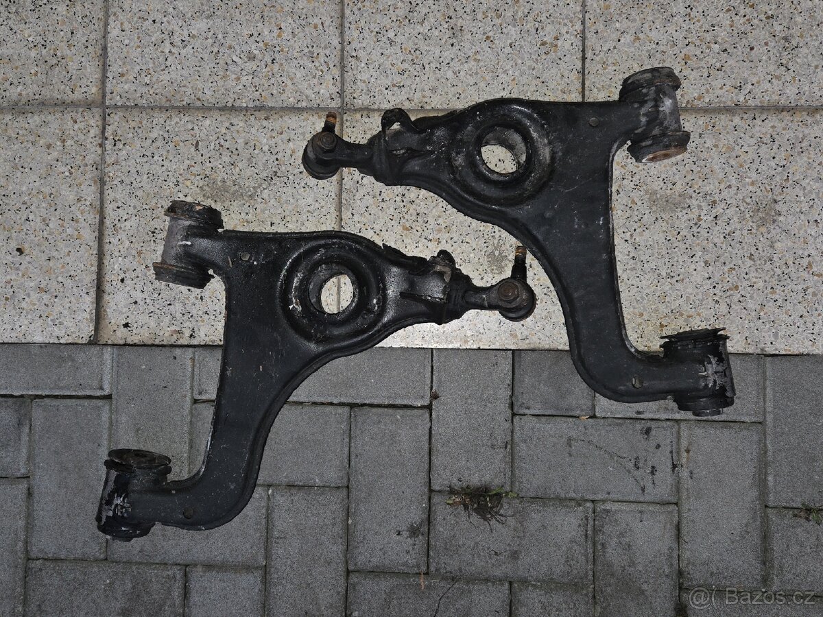 Mercedes W210 Náhradní díly - 2