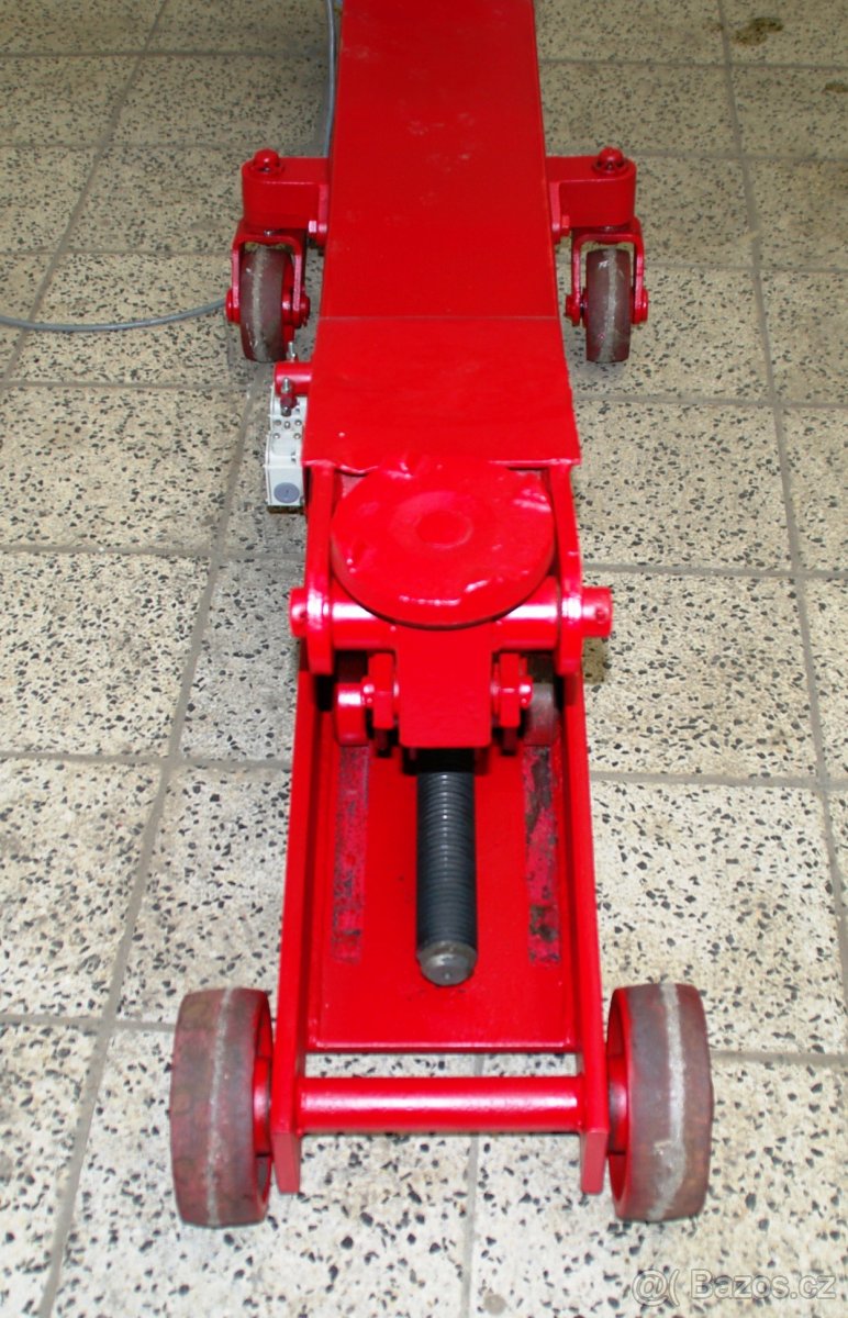 Elektrický podjížděcí zvedák, hever - 2