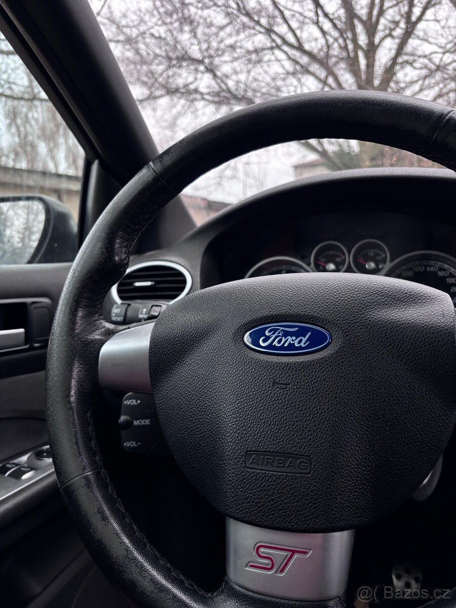 Ford Focus st225 - 2