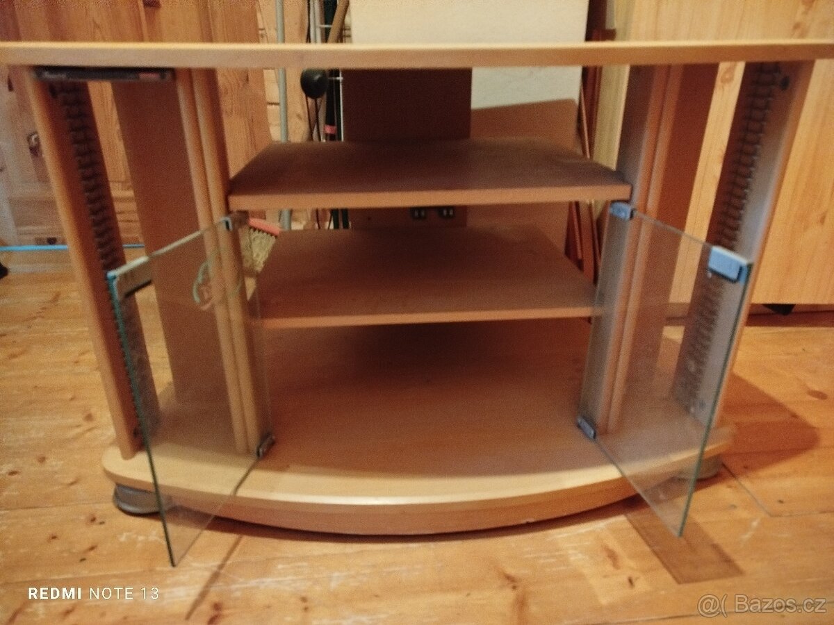 Televizní stolek - 2