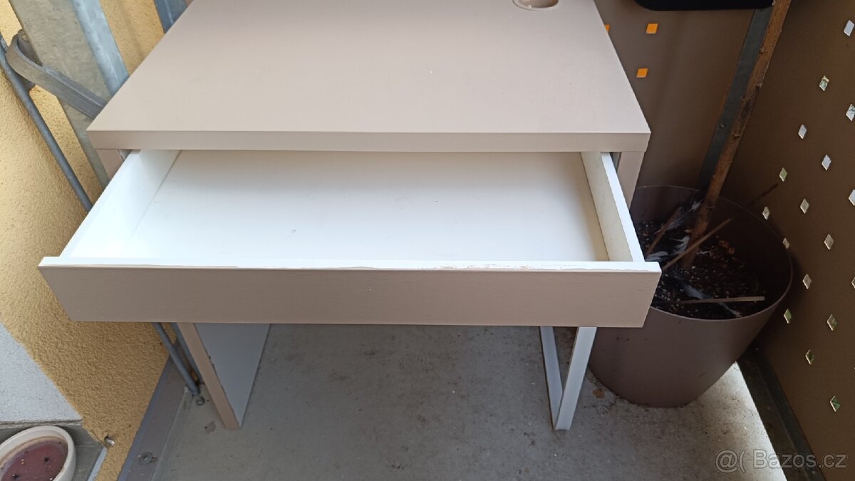 Psací stůl - 2