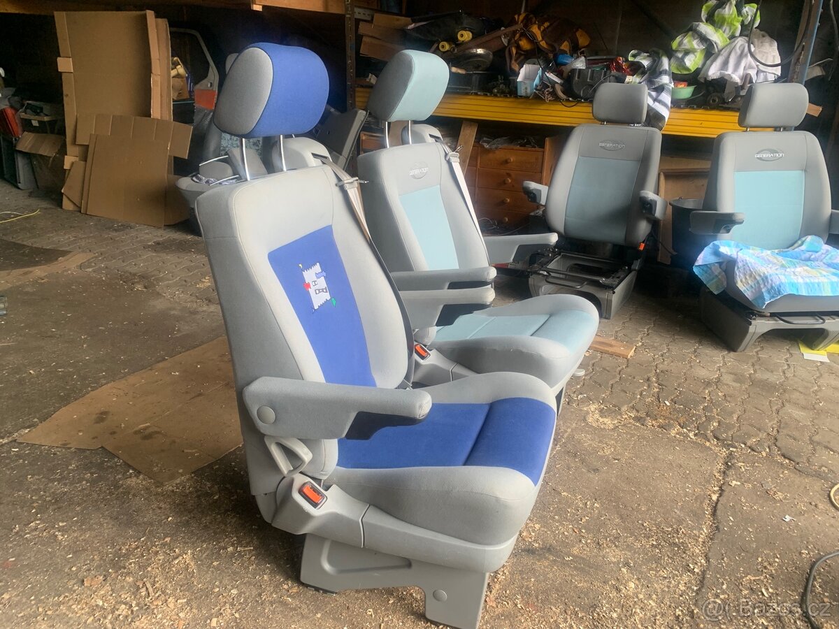 VW T4 MULTIVAN OTOČNÁ SEDAČKA GENERATION - 2