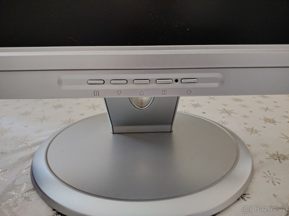 MONITOR YAKUMO 19" - 2