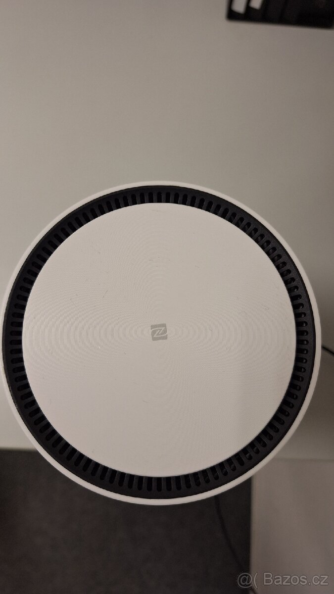 Xiaomi 5G CPE Pro (model CB0401V2) - 2