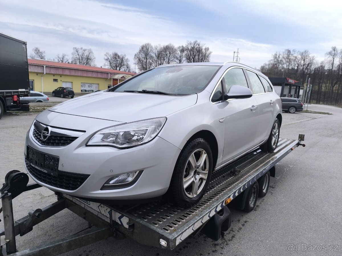Opel Astra 1,7cdti 96kw - 2