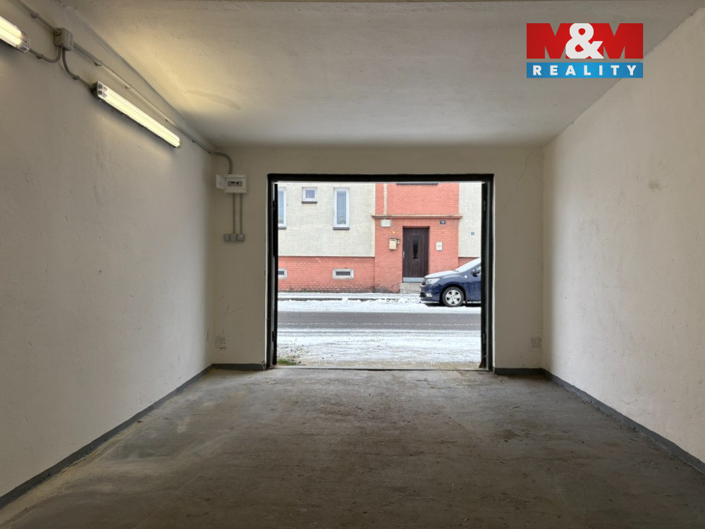 Pronájem garáže, ul. Bivojova, Vítkovice - 2