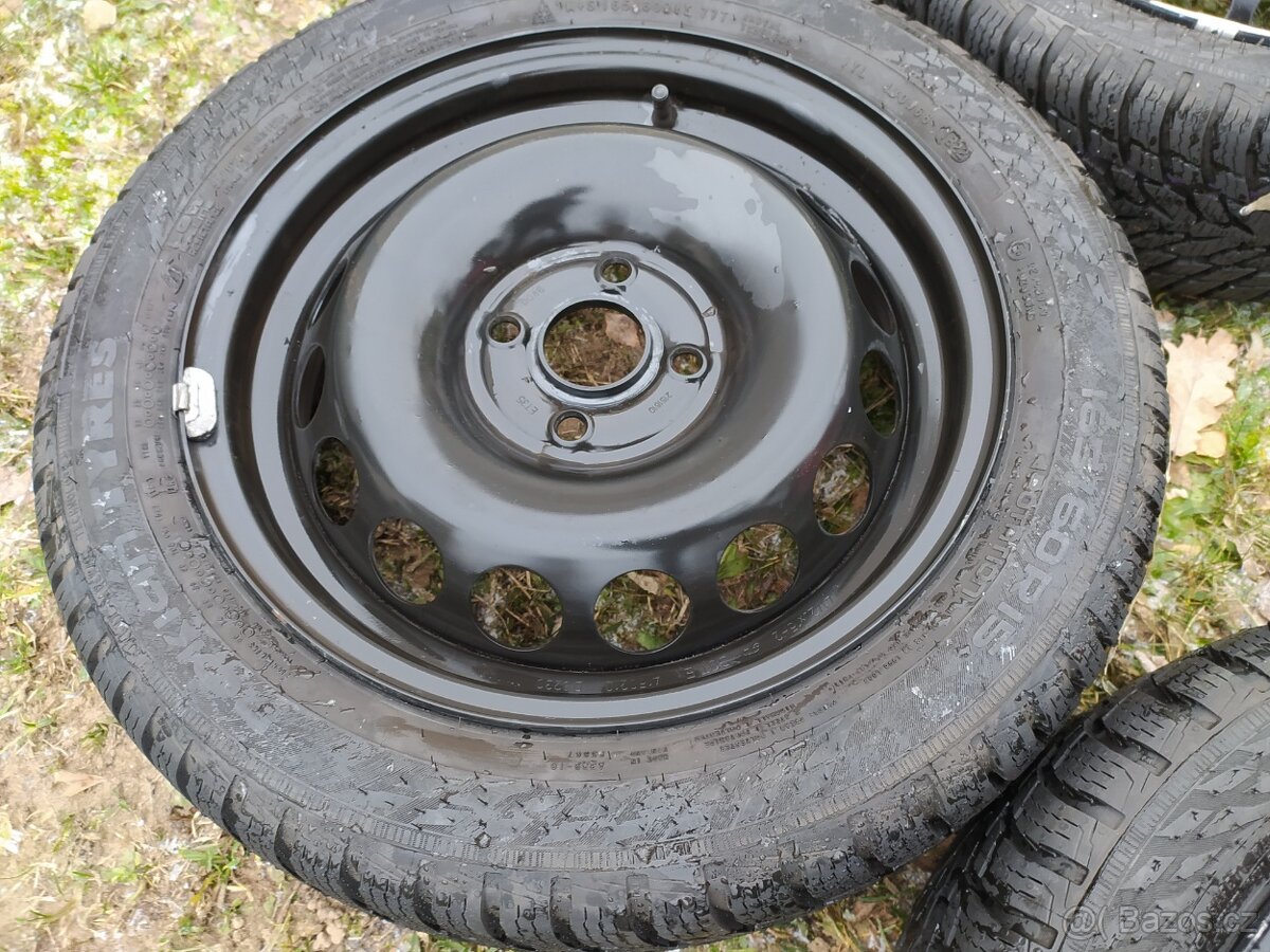 Zánovní zimní kola 4× Nokian 165/60 R15 - 2