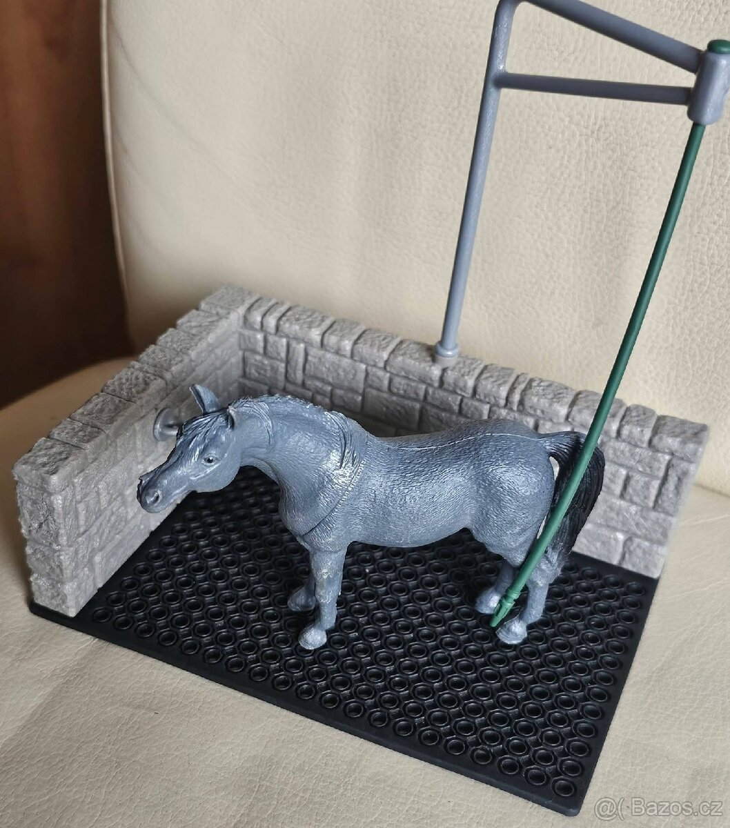 Schleich koně a doplňky - 2