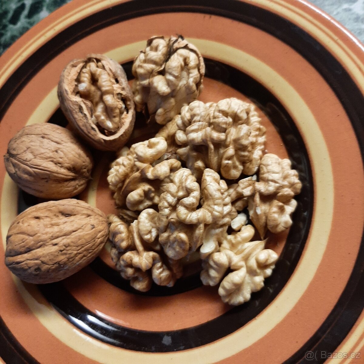 Vlašské ořechy loupané - 2
