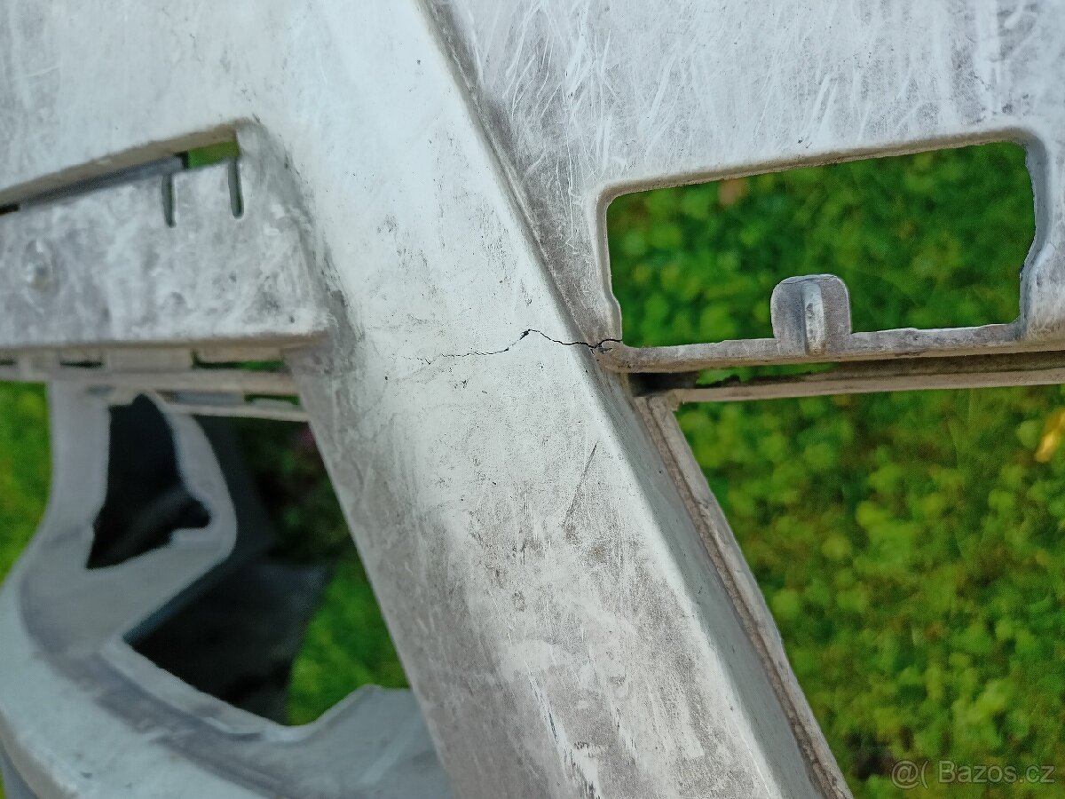 Nárazník Passat B6 - 2