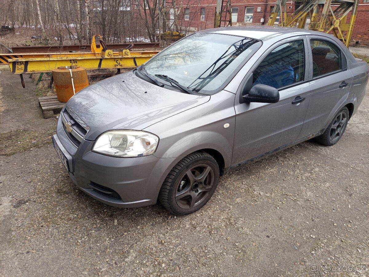 Chevrolet Aveo - 2