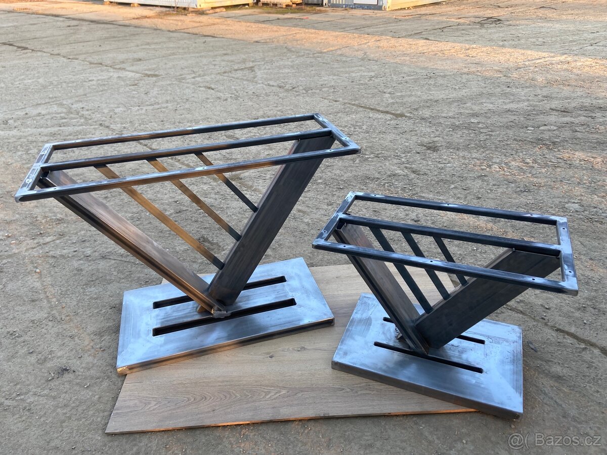 Jídelní + konferenční podnož - 2