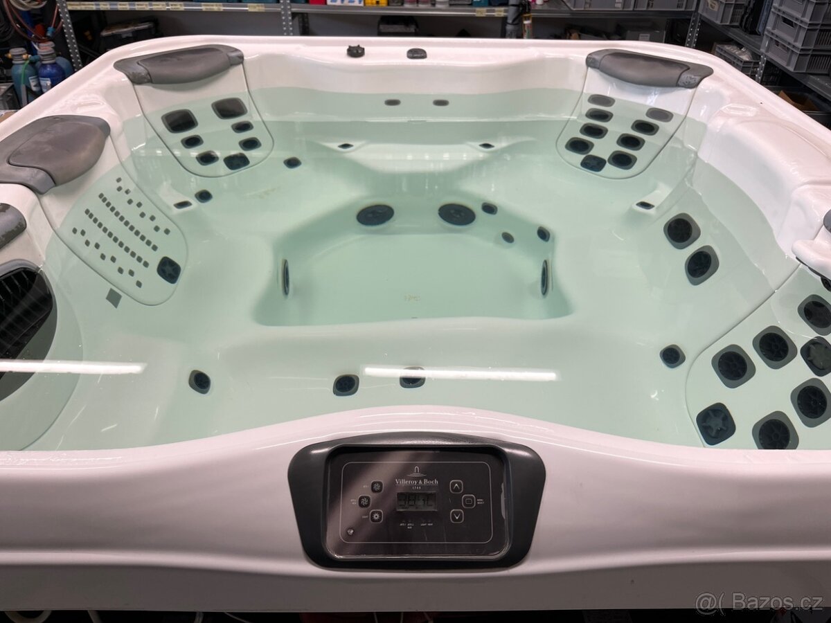 Vířivá vana Villeroy & Boch - 2