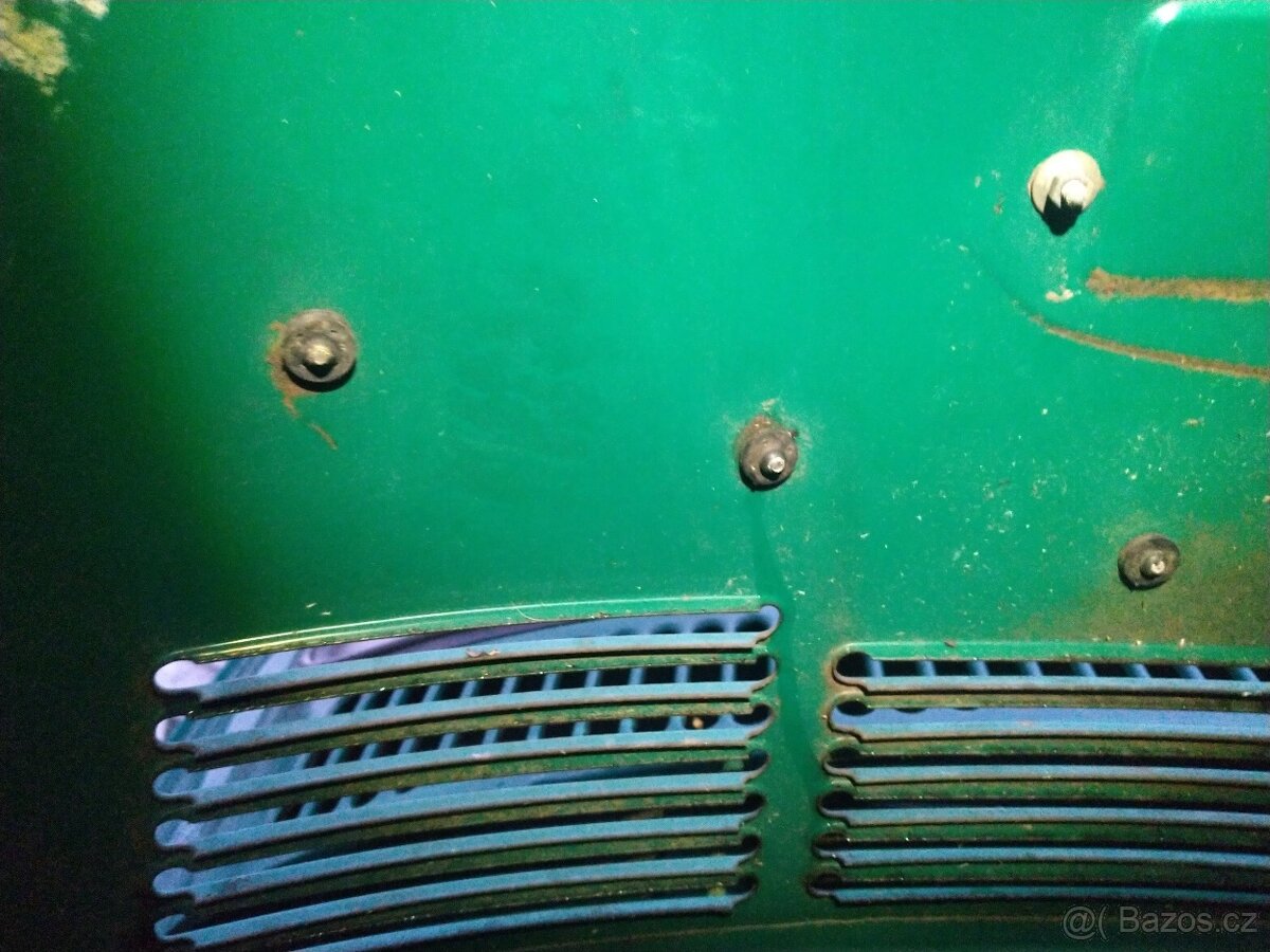 Prodám nápis na kapotu z Al - 2