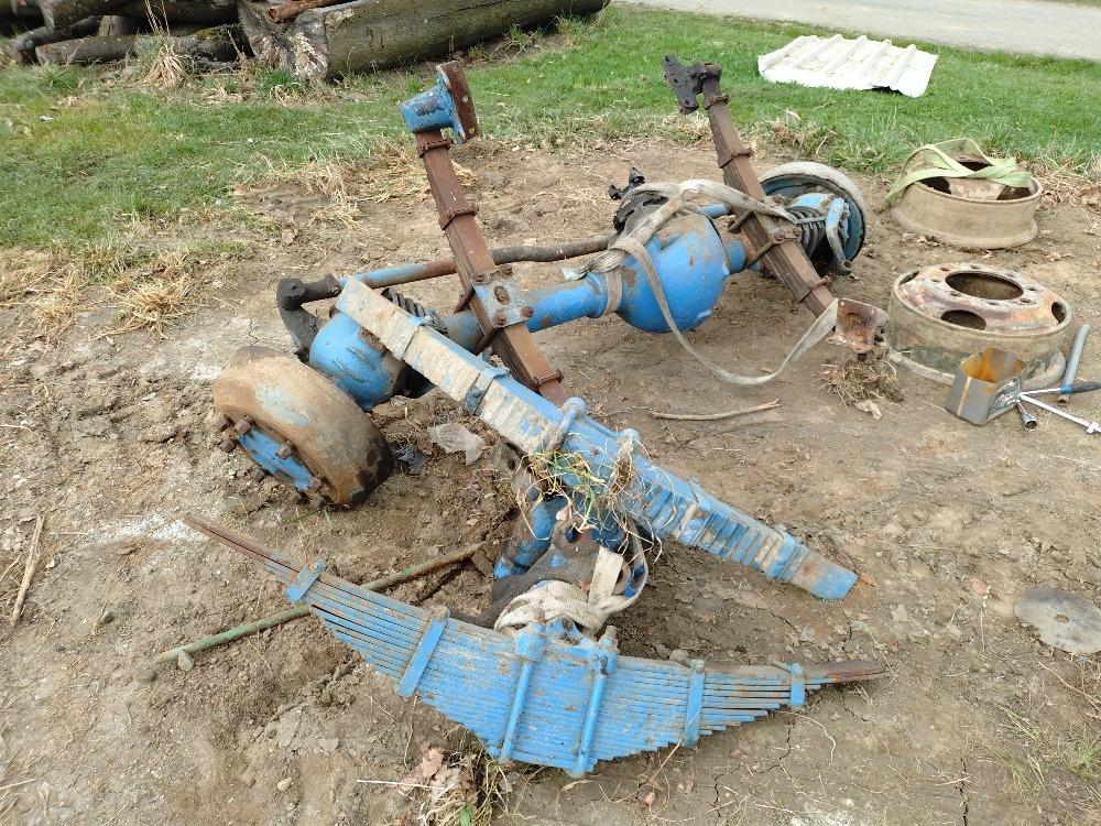 Náprava + pera v3s - 2