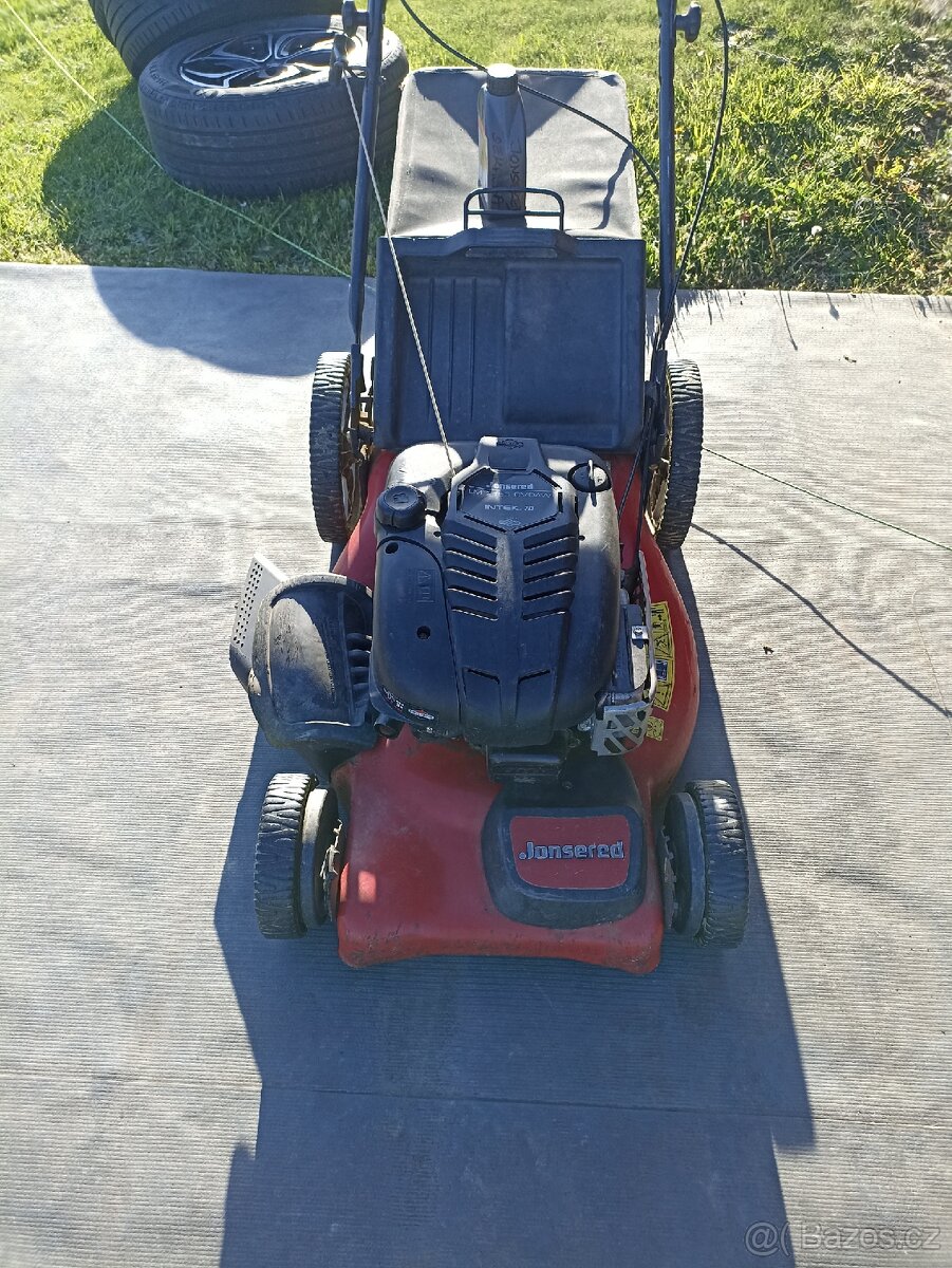 Sekačka JONSERED - 2
