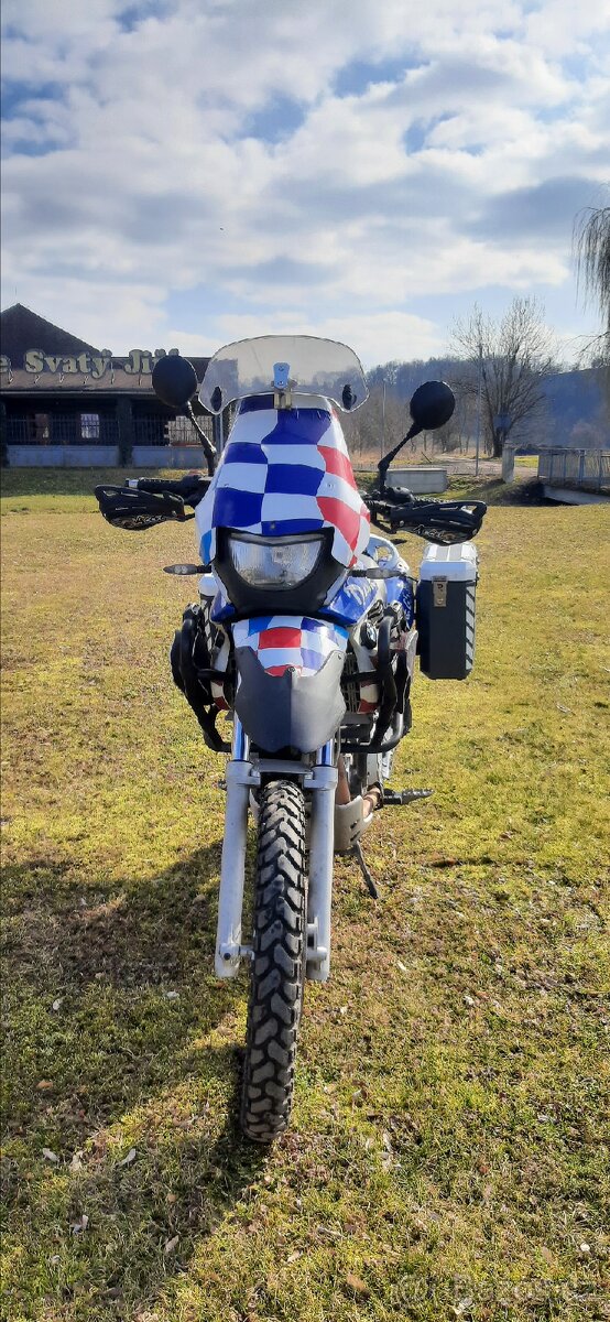 BMW f 650 gs DAKAR