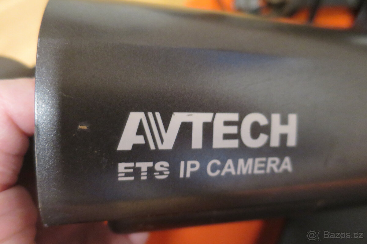 Bezpečnostní kamery se záznamovým zařízením AVTECH-3x - 2