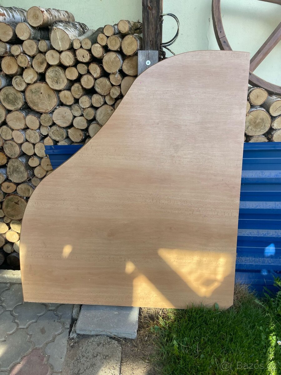 Bytelná stolní deska - 2