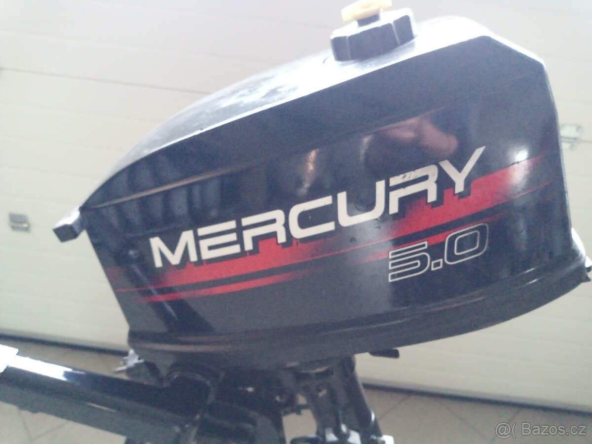 Lodní motor MERCURY 5 2t kr.noha výborný stav - 2