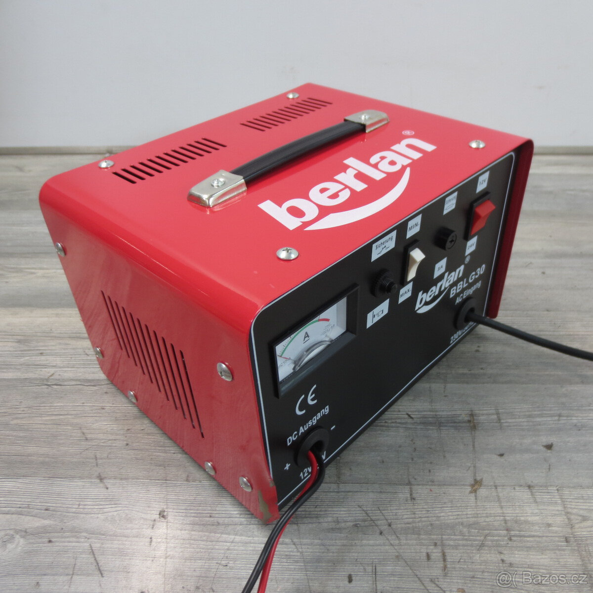 nabíječka autobaterií autonabíječka 12V 24 V - 2