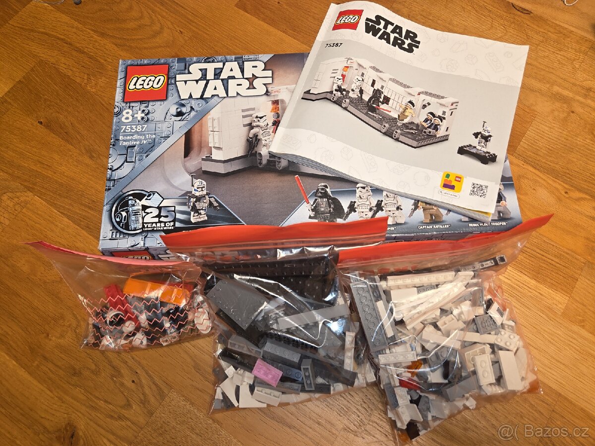 Lego Star Wars 75387 - 2