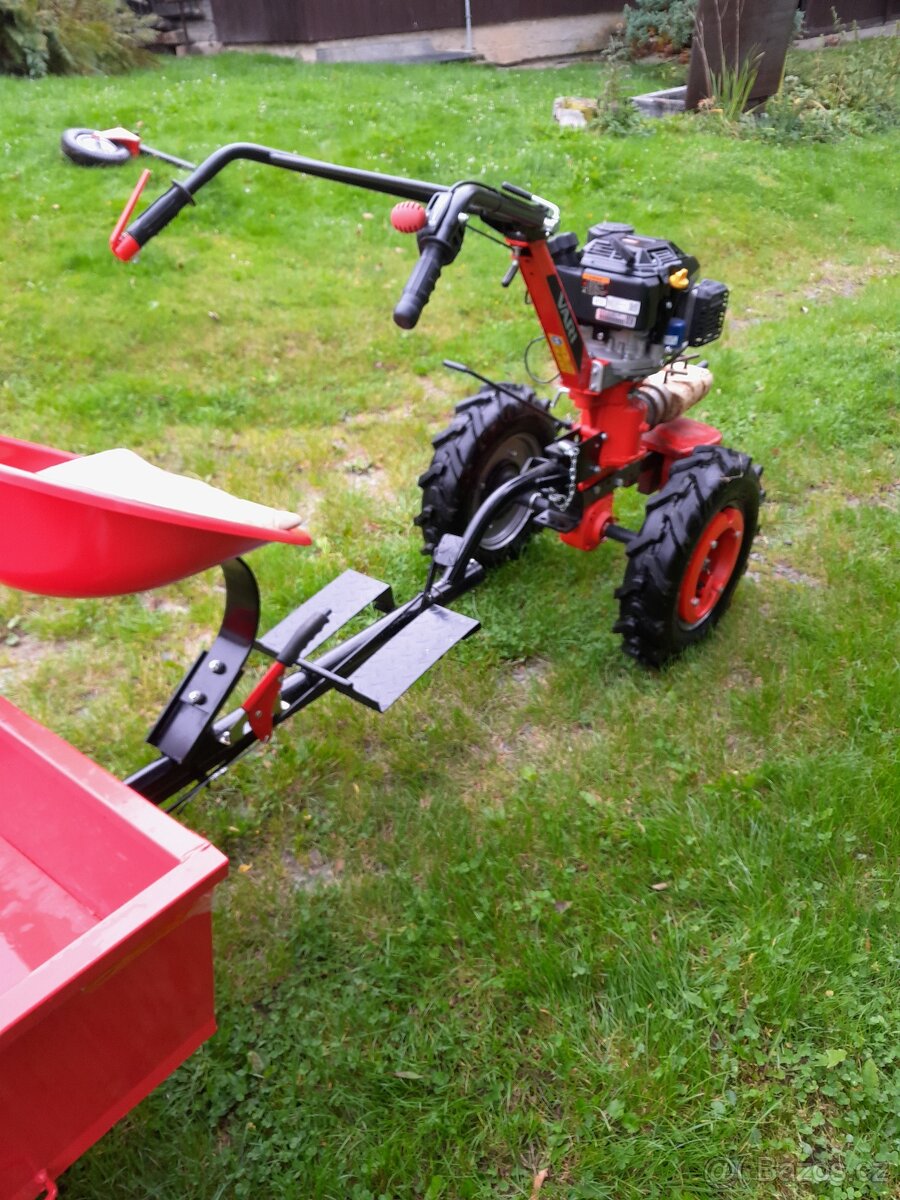 Malotraktor VARI - 2