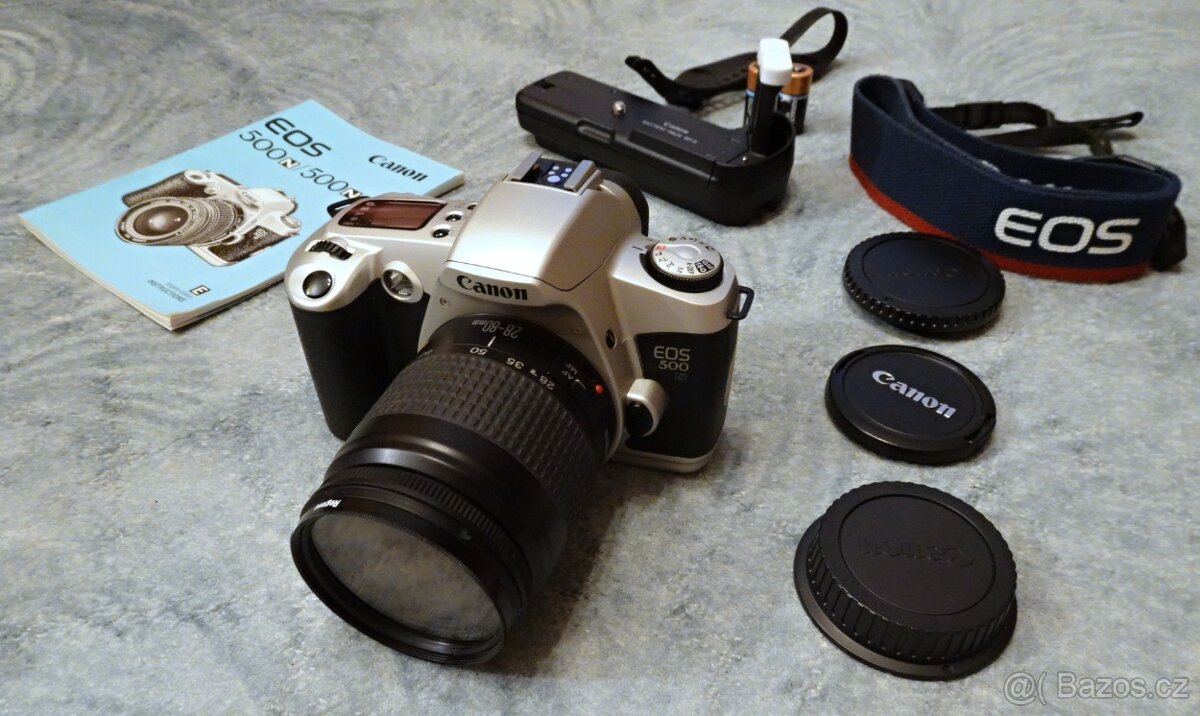 Fotoaparát Canon EOS 500N s příslušenstvím - 2