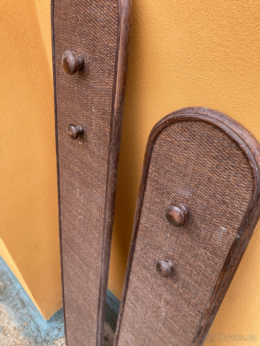 Stěna předsíňová na kabáty, věšák za 400 kč - 2