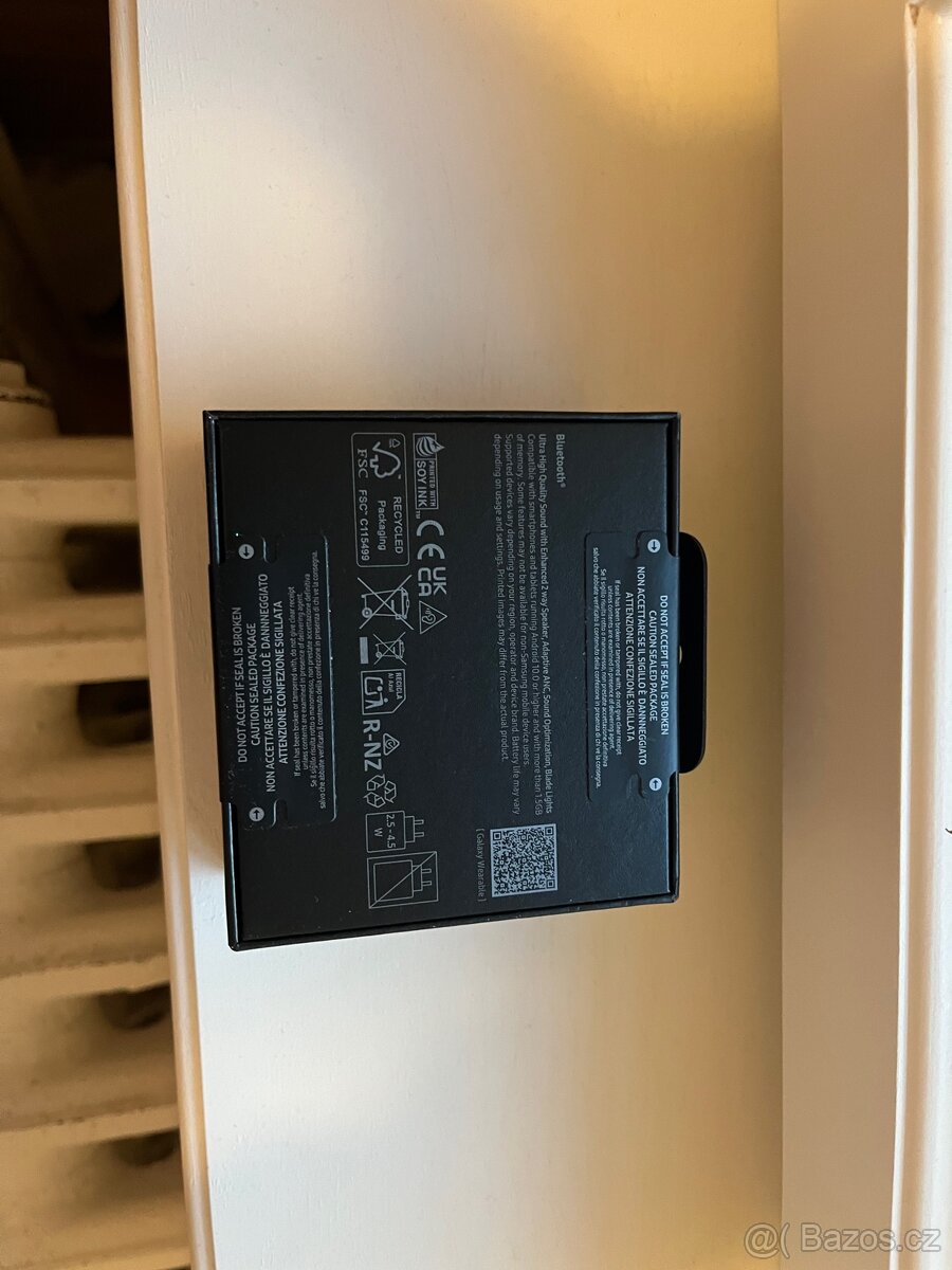 Sluchatka Samsung Galaxy Buds3 Pro Stribrn - 2