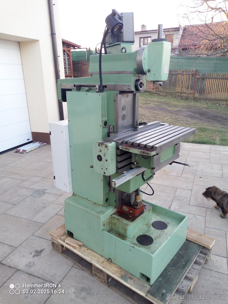 Nástrojařská frézka FN 20. - 2