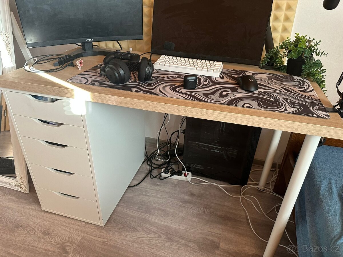 Psací stůl - 2