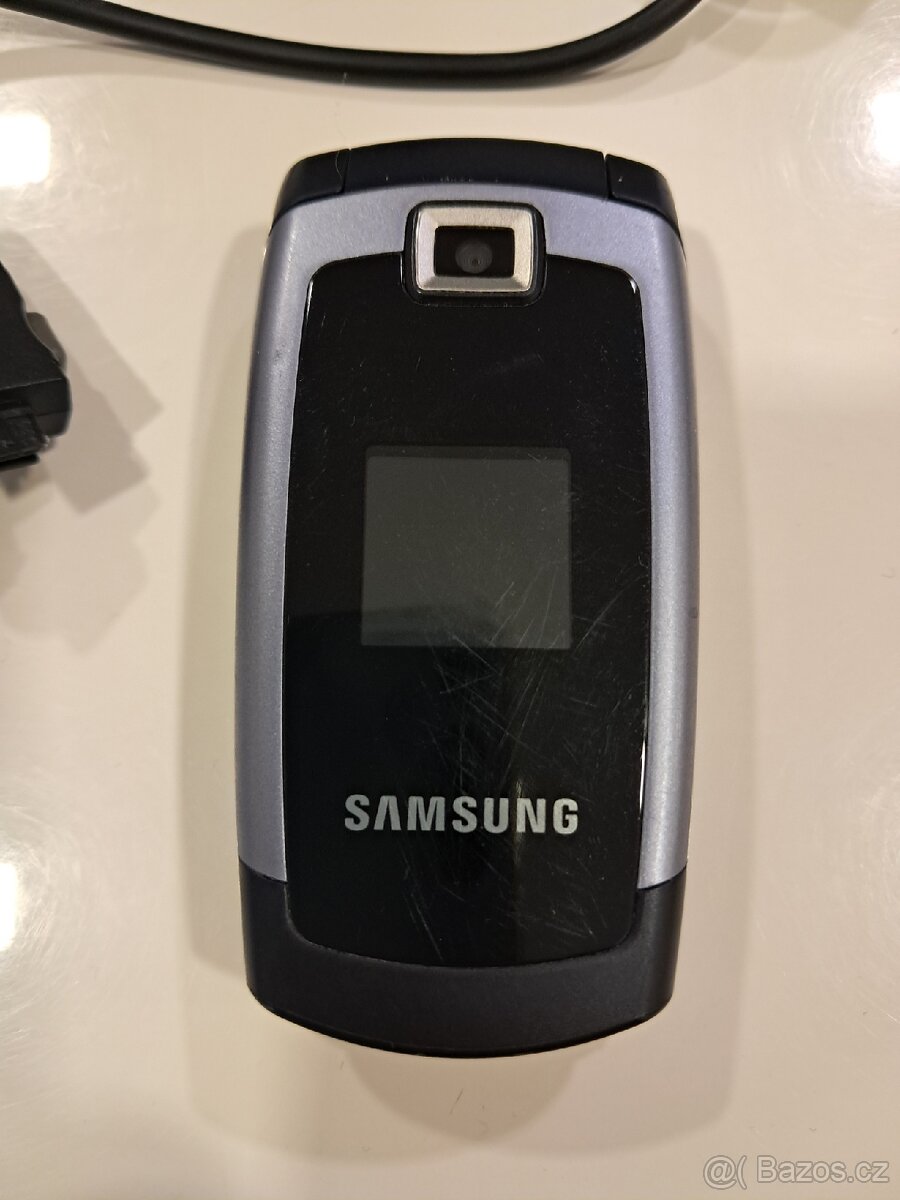 Samsung SGH-X680 - 2