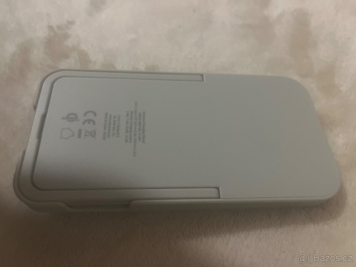 Prodám nabíjecí stojan na telefon - 2