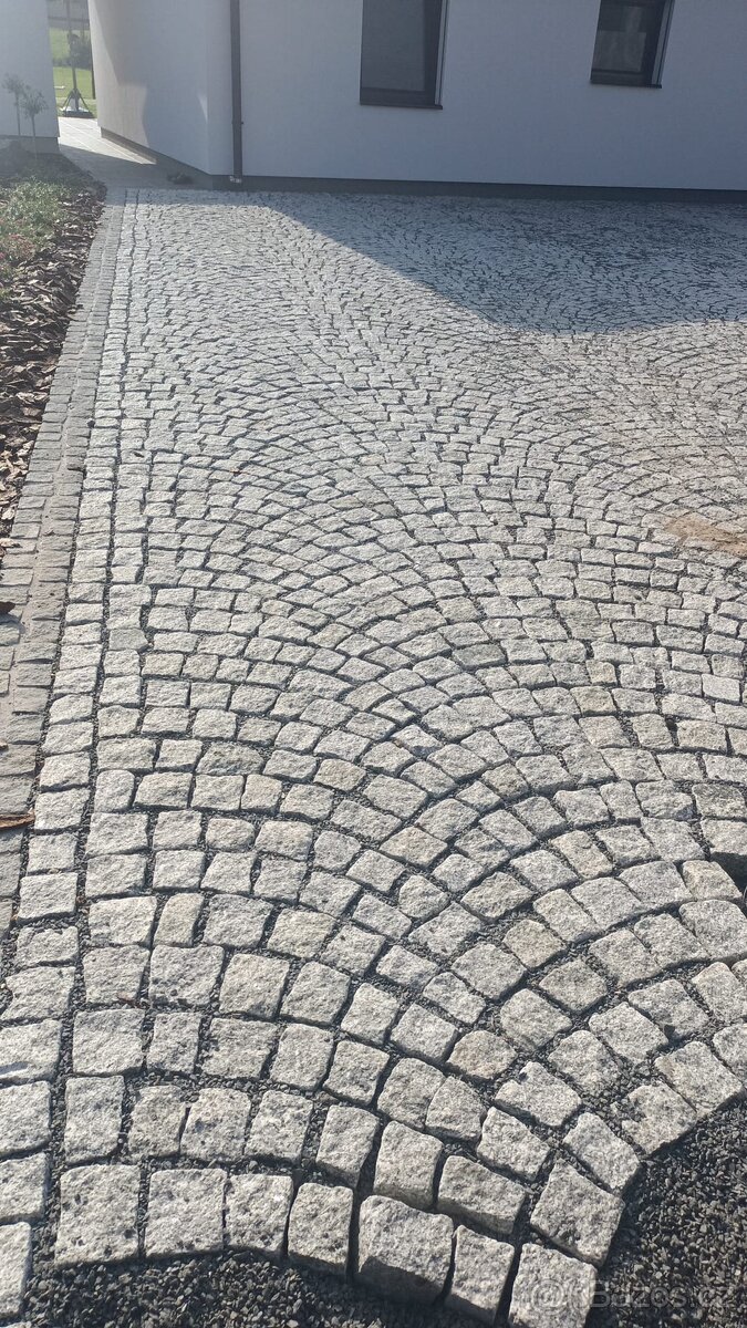 Žulové dlažební kostky - 2