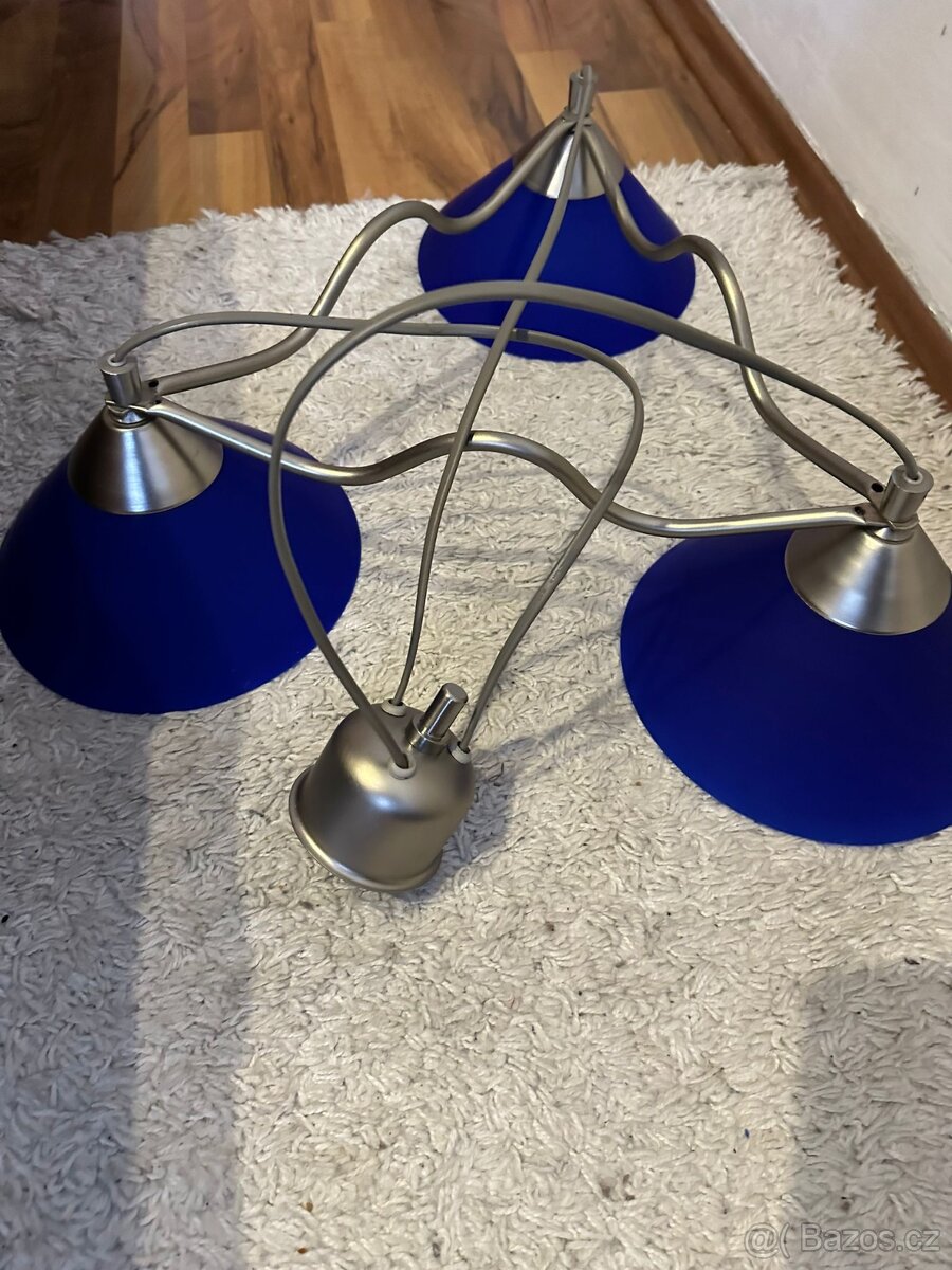 Krásný modrý lustr - 2