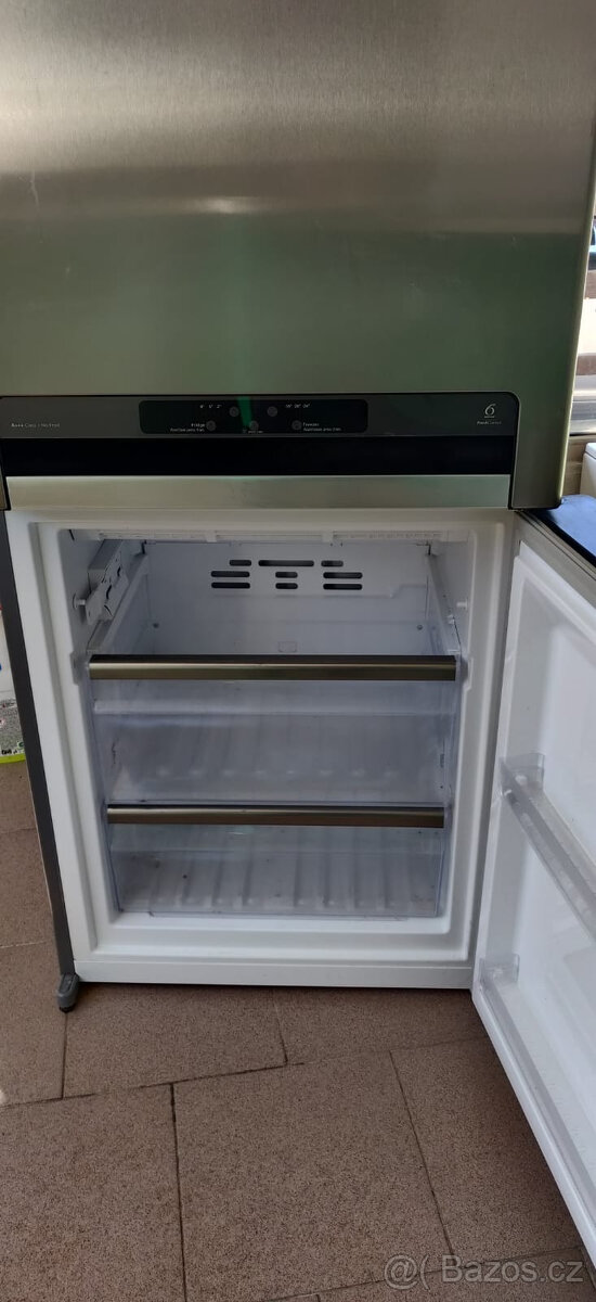 Prodám ledničku Whirpool cb456w 6th sense - 2