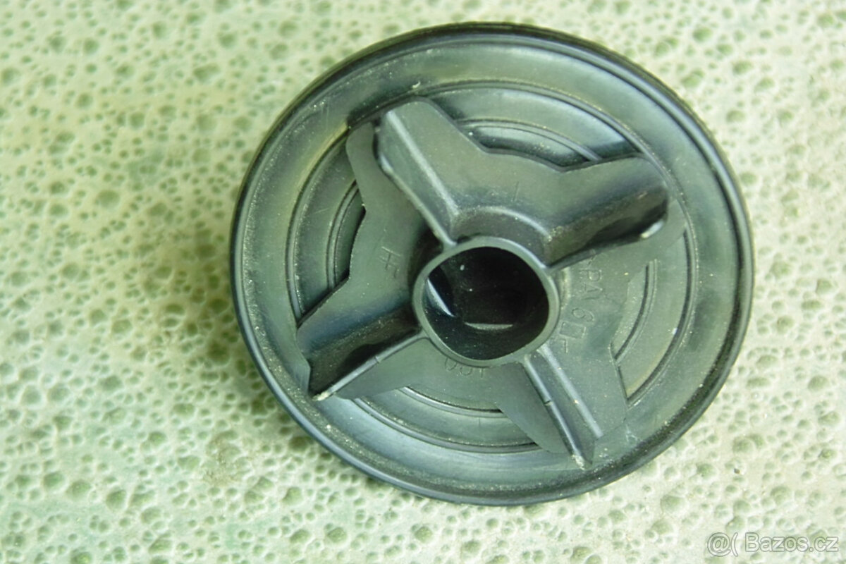 Renault Laguna I-Plasty,drobné součástky - 2