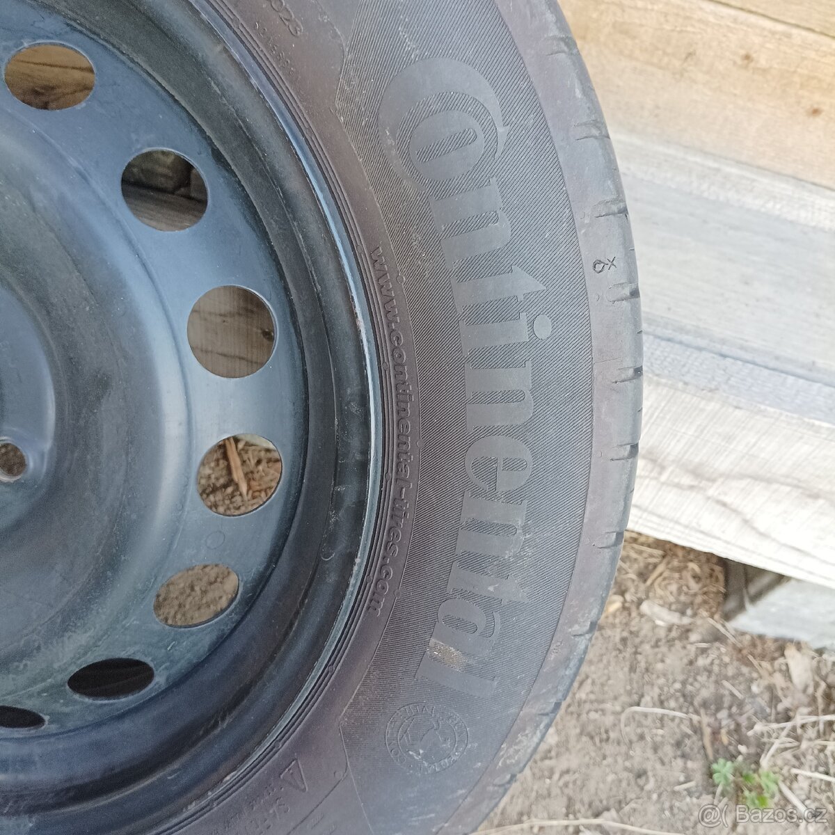 Letní pneu 185/65/r15 - 2