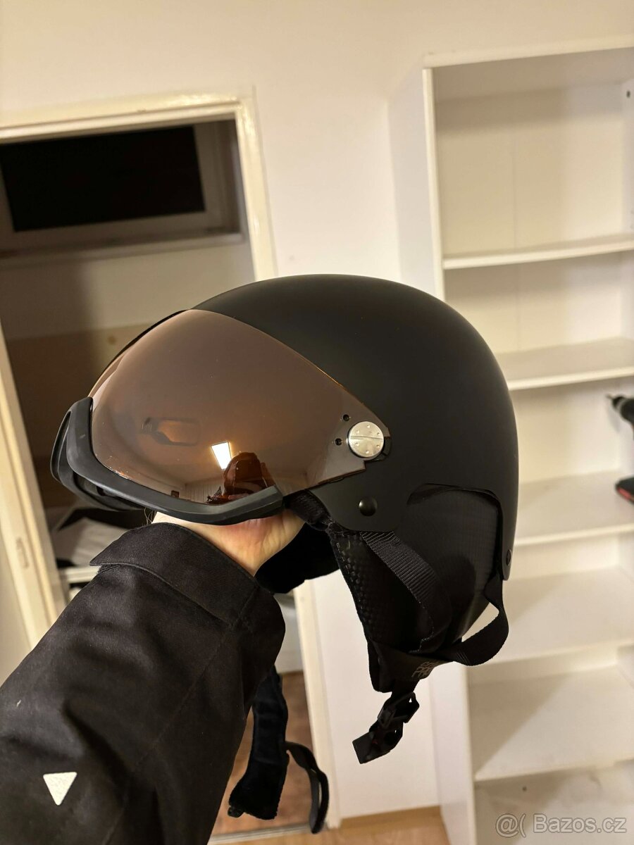 Helma na lyže - 2
