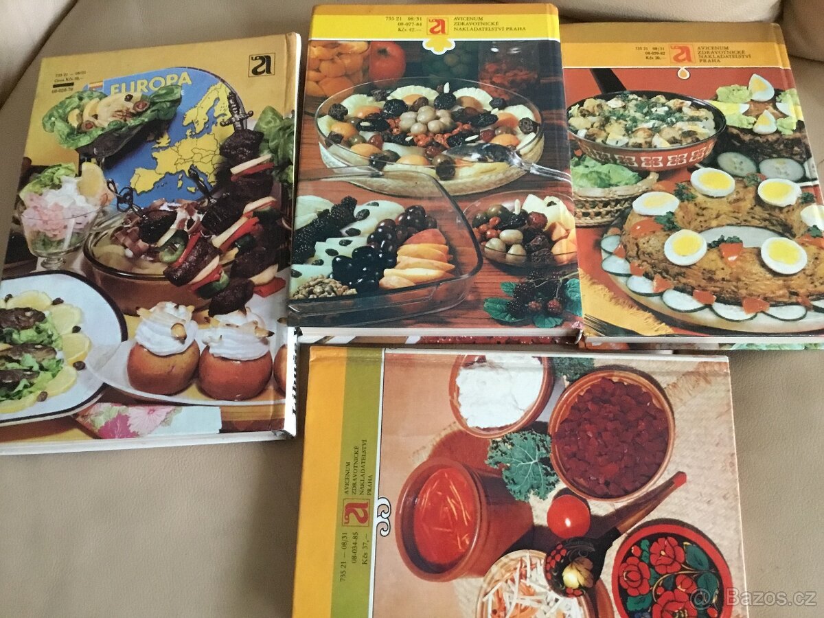 kniha do kuchyne 1966- 1985 - 2