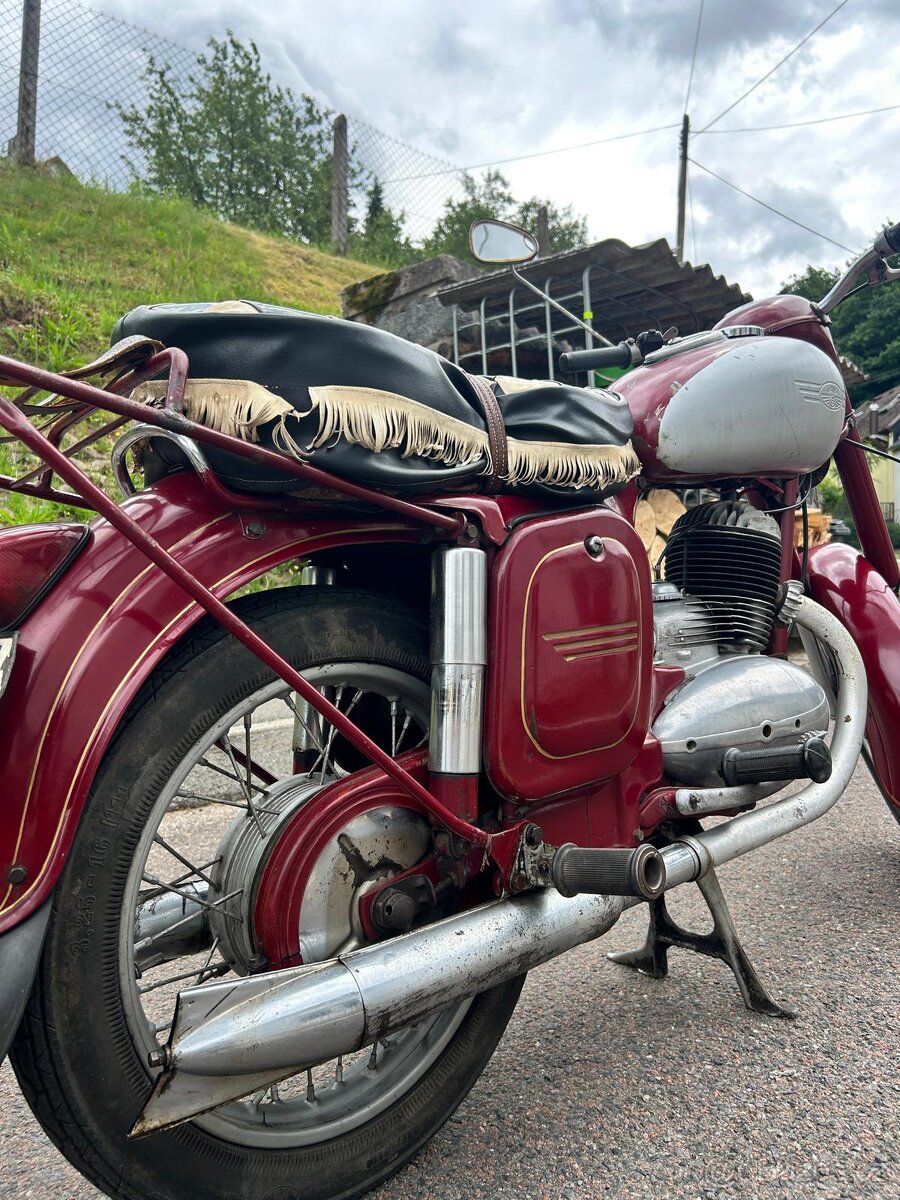 Jawa 250/353 - 2