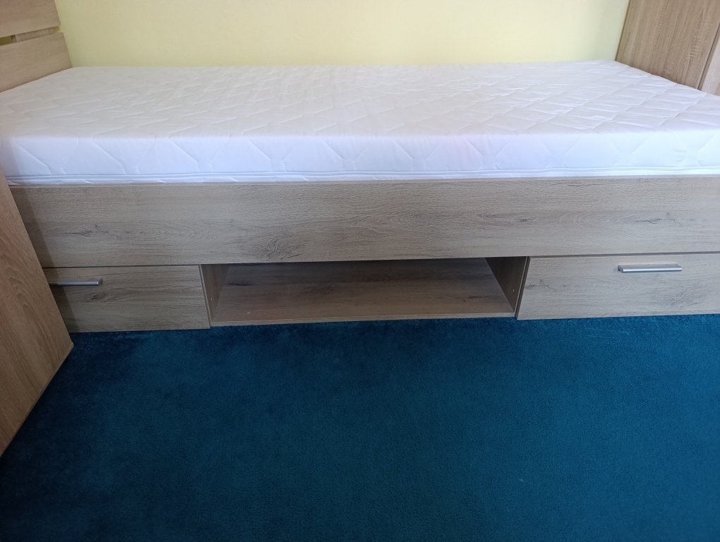 Postel 200x90cm - 2