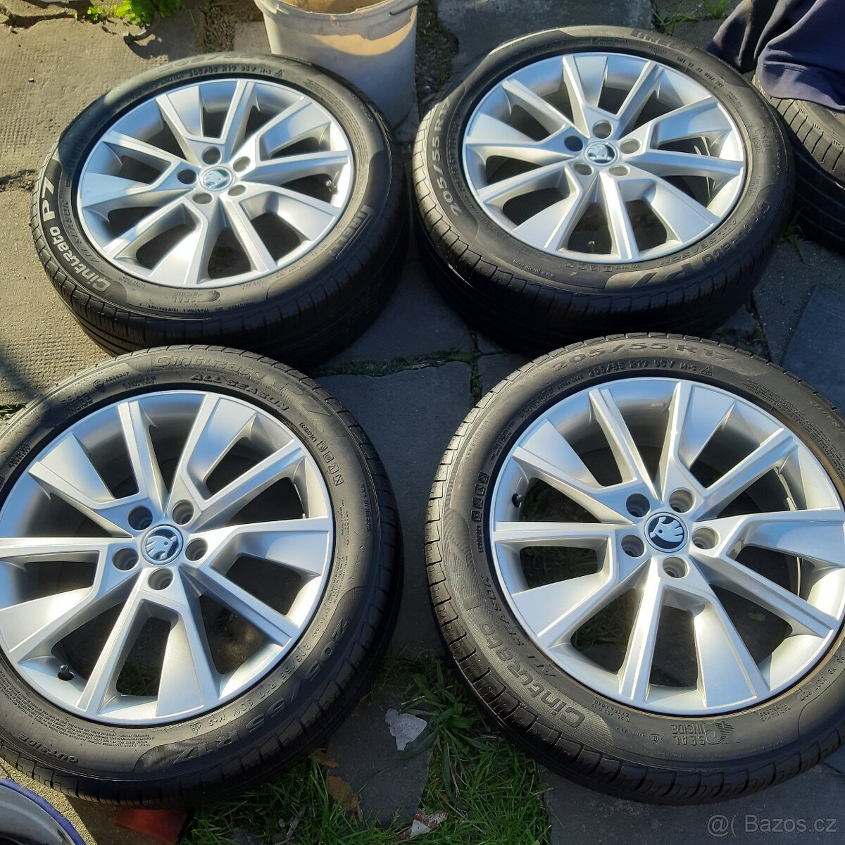 Braga zi Alu kola Škoda VRS Fabia Rapid Scala Kamiq R17 x100 - 2