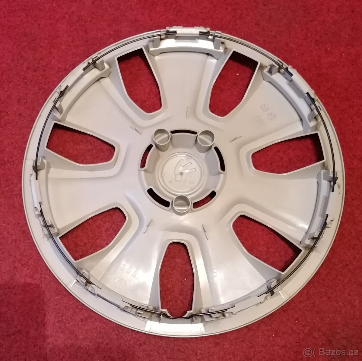 1 kus poklice Škoda Kamiq 16" - 2