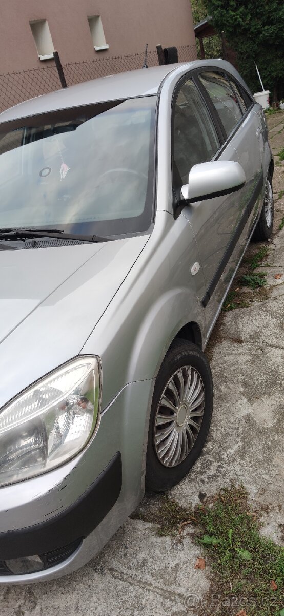 Kia Rio II - 2