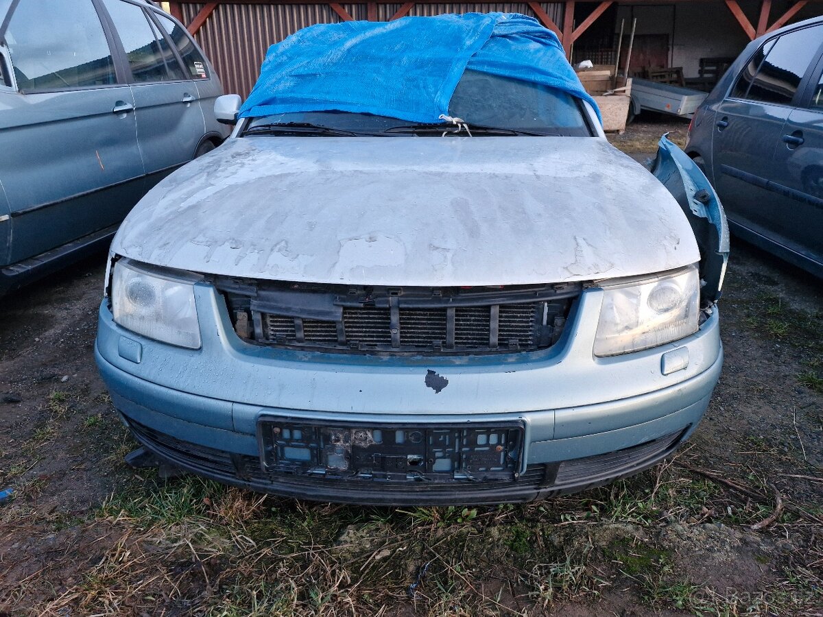 ND VW Passat B5 VR5 - 2
