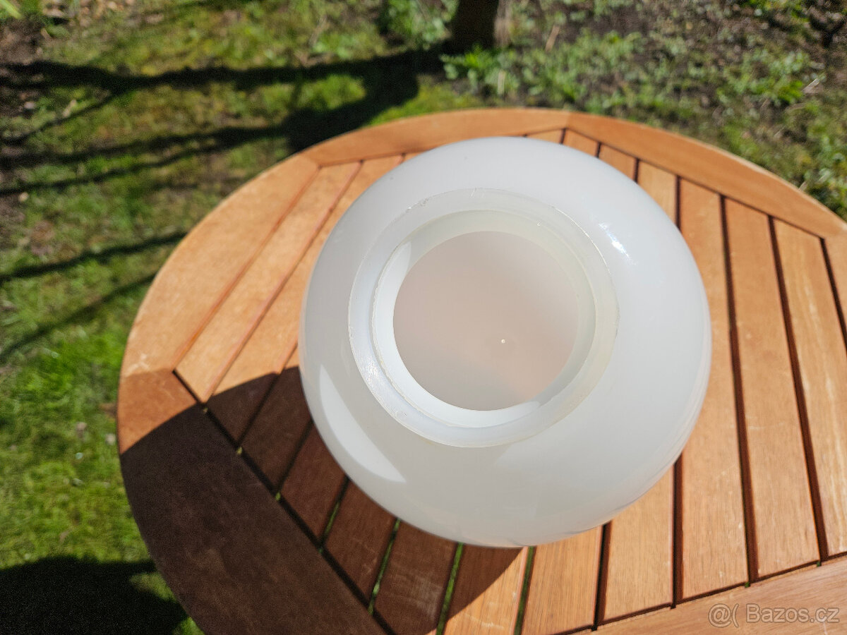 prodám skleněnou kouli/opál kolemdokola průměr/62cm za 100kč - 2