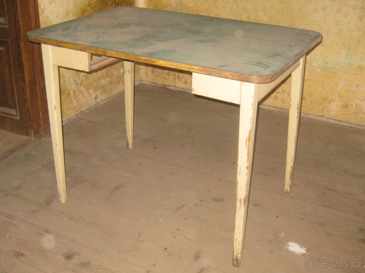 Židle, stůl,dětské židličky,rozkládací postel - 2