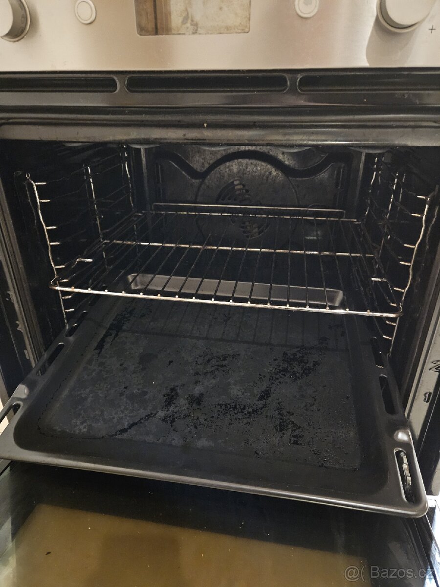 Vestavná trouba Whirlpool - 2